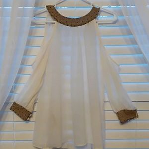 Mesh shoulder cut blouse